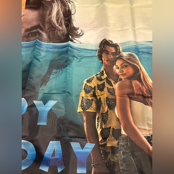 🆕 Outer Banks Happy Birthday Photography Backdrop with balloons - Picture 2 of 4